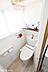 トイレ：温水洗浄便座付きのトイレです！もちろん窓もあり換気もしっかり出来ます！