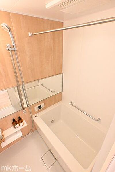 ユニットバスを新しく入れ替えしております！費用が掛かる水周りリフォームが完了済みなのは魅力的ですね！