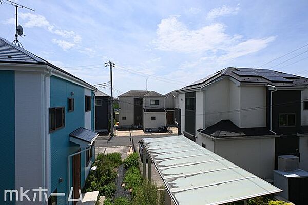 2階バルコニーからの眺望は解放感があります！家事をしながら街の様子を感じることが出来ます！