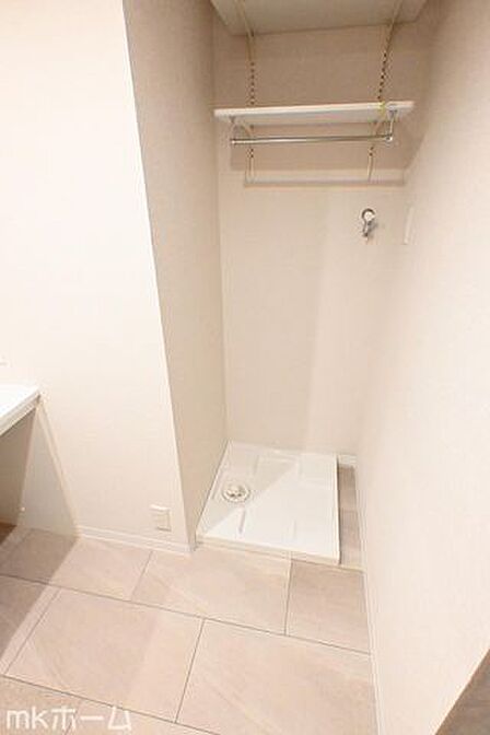 使い勝手の良いシステムキッチンを採用!作業スペースも広めにとられておりご家族でお料理が楽しめます!