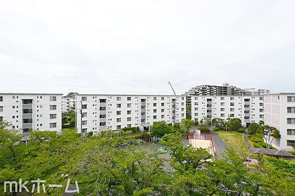 5階バルコニーからの眺望は解放感があります！家事をしながら街の様子を感じることが出来ます！