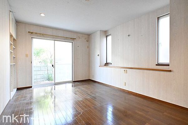 ※リフォーム工事前の内観写真です。
