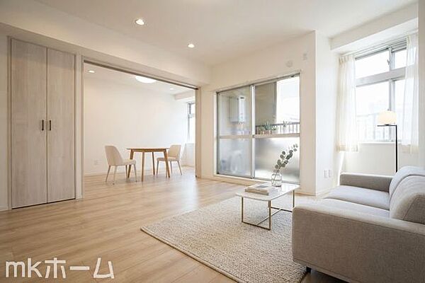 ※家具はCGイメージ画像です。光あふれる開放的なリビングは自然と家族が集まる空間！