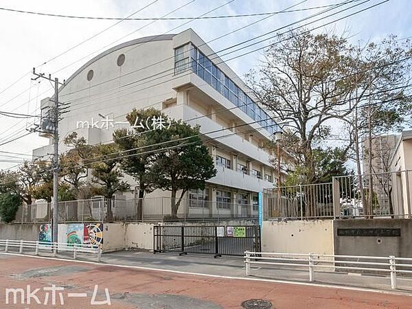 船橋市立海神南小学校 徒歩5分。 370m