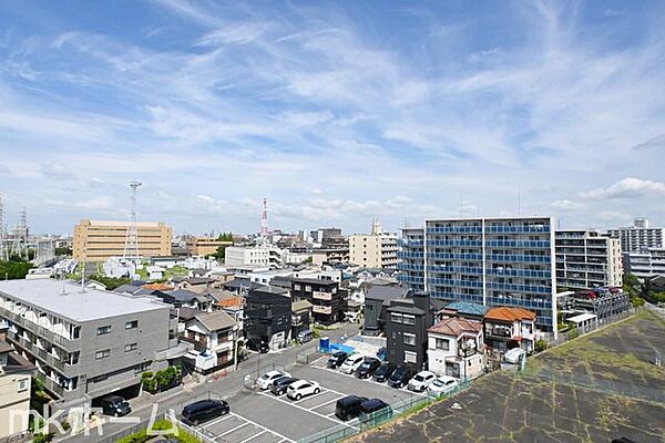 7階バルコニーからの眺望は解放感があります！家事をしながら街の様子を感じることが出来ます！