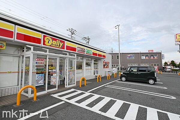 デイリーヤマザキ船橋日大前店 徒歩10分。 800m