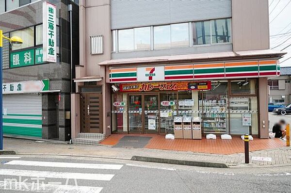 セブンイレブン佐倉志津駅前店 徒歩10分。 780m