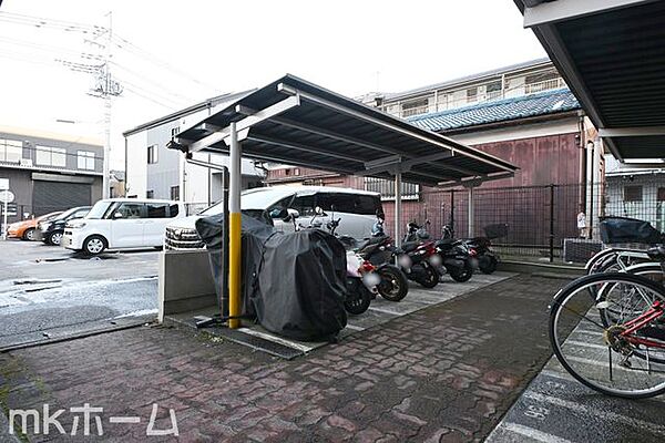 バイク置き場