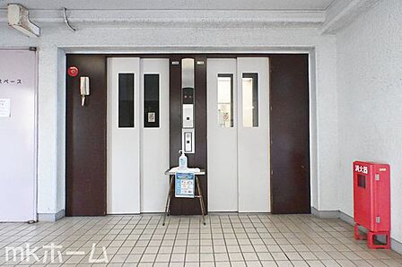 共用部 エレベーターホール