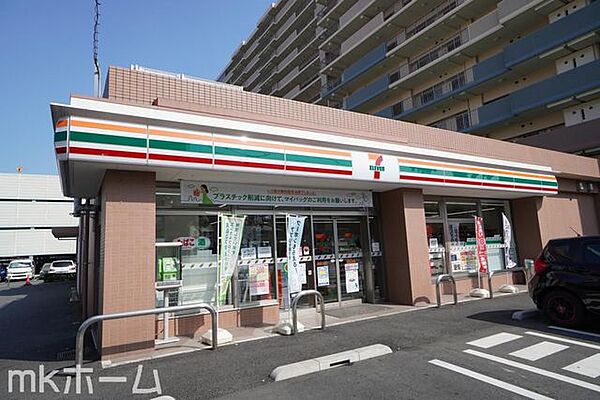 セブンイレブン船橋山手店 徒歩4分。 320m