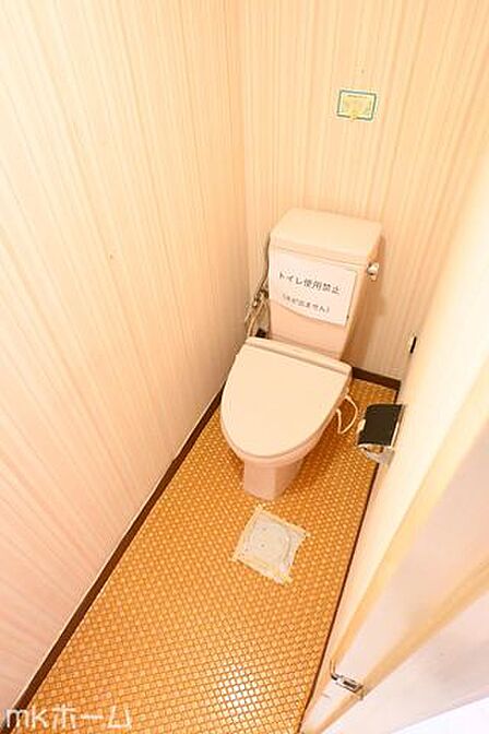 温水洗浄便座付きのトイレです!
