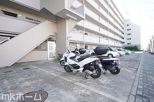 共用部 バイク置き場