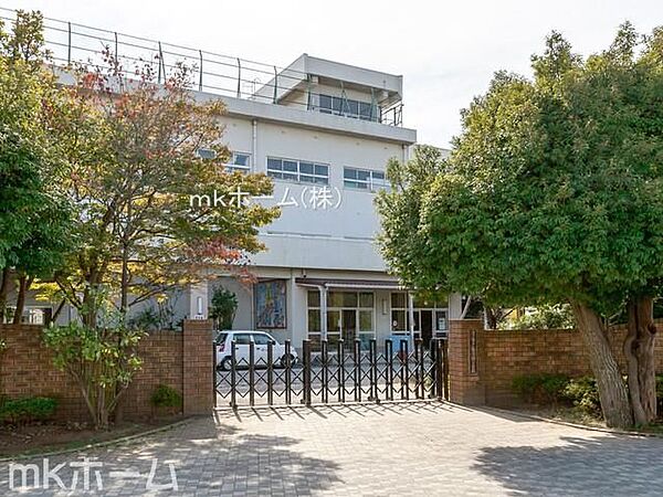 市川市立南行徳小学校 徒歩4分。 320m