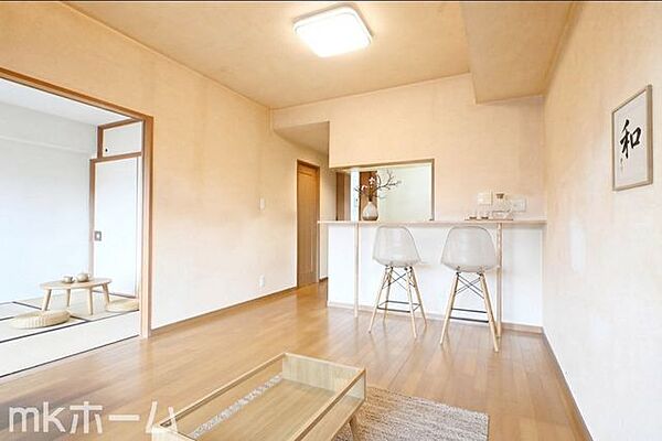 通風と採光を考慮したリビングは家族が自然と集まる空間となります！居心地の良いリビングで家族団らんを！