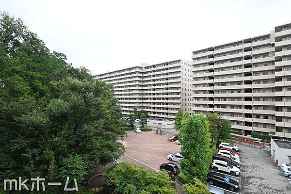 抜けるような眺望はマンションならではですね！高層階ならではの眺望をご堪能下さい！