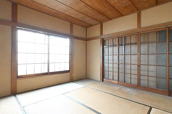 柔らかい陽の光が差し込みます！