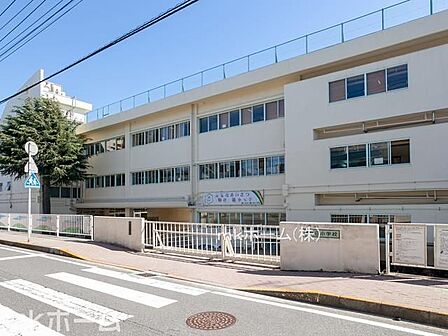 鎌ケ谷市立鎌ケ谷小学校 徒歩20分。 1590m