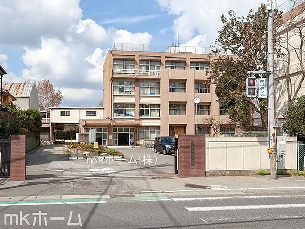 鎌ケ谷市立初富小学校 徒歩17分。 1360m