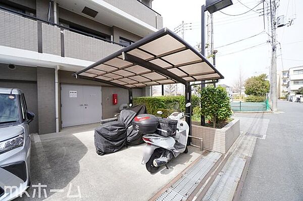 共用部 バイク置き場