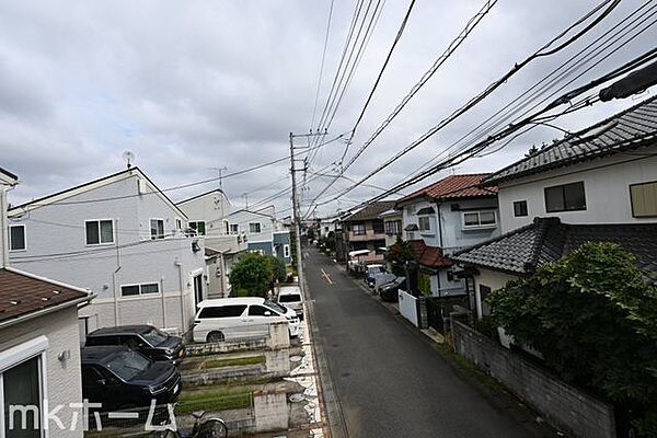 2階バルコニーからの眺望は解放感があります！家事をしながら街の様子を感じることが出来ます！