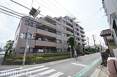 外観：マンション外観