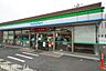 周辺：ファミリーマート市川南大野二丁目店 徒歩3分。 220m