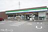 周辺：ファミリーマート稲毛園生町南店 徒歩16分。 1260m