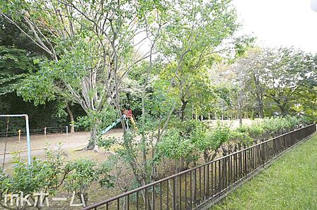 1階バルコニーからの眺望は解放感があります!家事をしながら街の様子を感じることが出来ます!