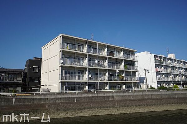マンション外観
