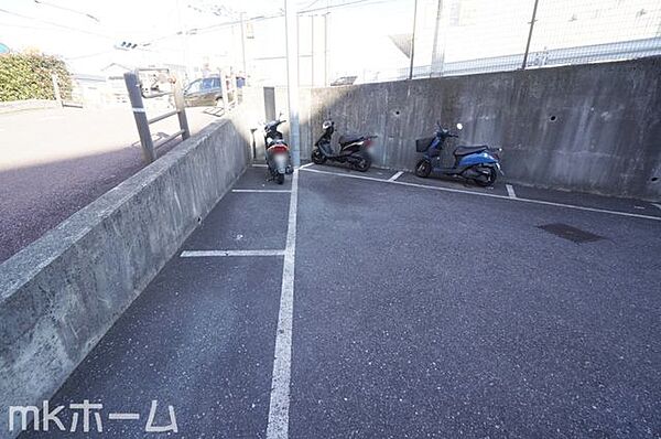 共用部 バイク置き場