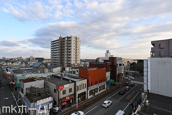 抜けるような眺望はマンションならではですね！高層階ならではの眺望をご堪能下さい！