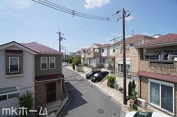 2階バルコニーからの眺望は解放感があります！家事をしながら街の様子を感じることが出来ます！