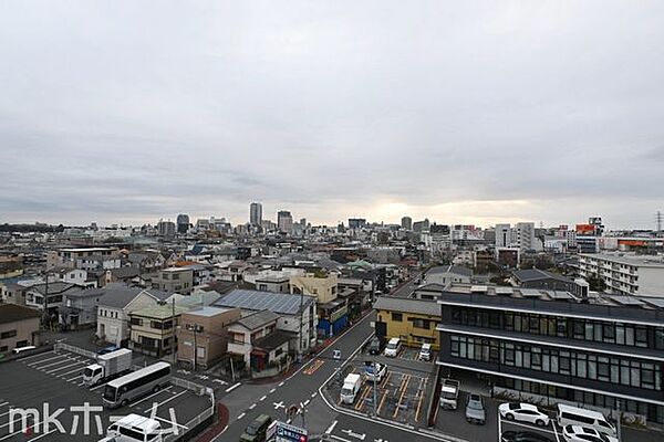 抜けるような眺望はマンションならではですね！高層階ならではの眺望をご堪能下さい！