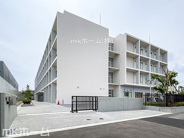 葛飾区立小松中学校 徒歩14分。 1080m