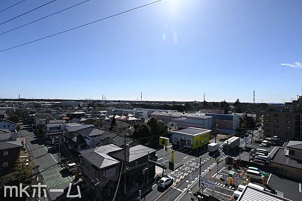 抜けるような眺望はマンションならではですね！高層階ならではの眺望をご堪能下さい！