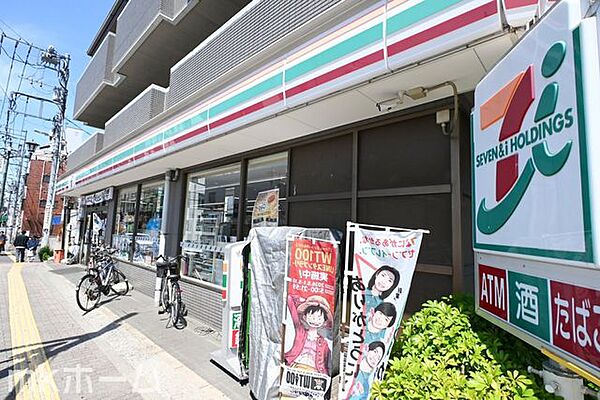 セブンイレブン葛飾お花茶屋駅前店 徒歩3分。 180m