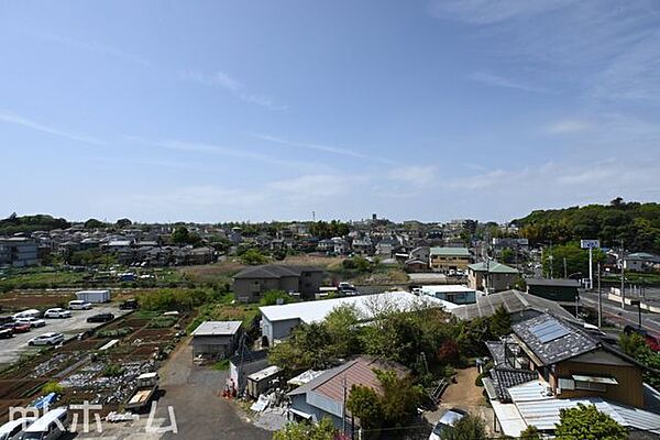 抜けるような眺望はマンションならではですね！高層階ならではの眺望をご堪能下さい！