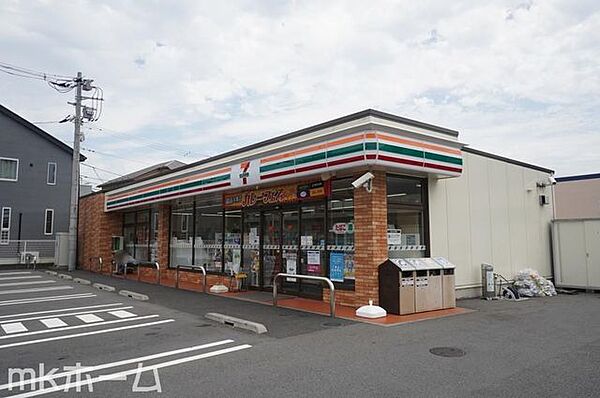 セブンイレブン千葉柏台店 徒歩3分。 200m