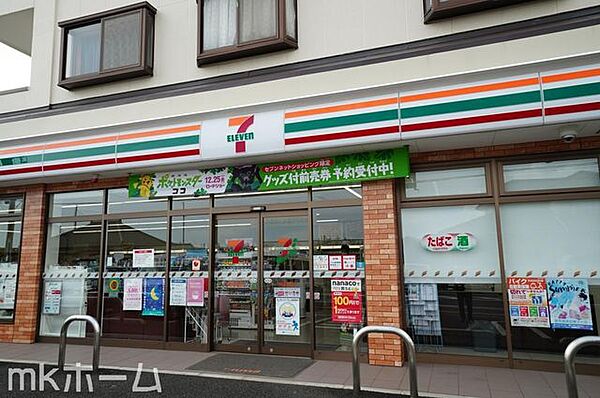 セブンイレブン船橋滝不動駅前店 徒歩10分。 770m