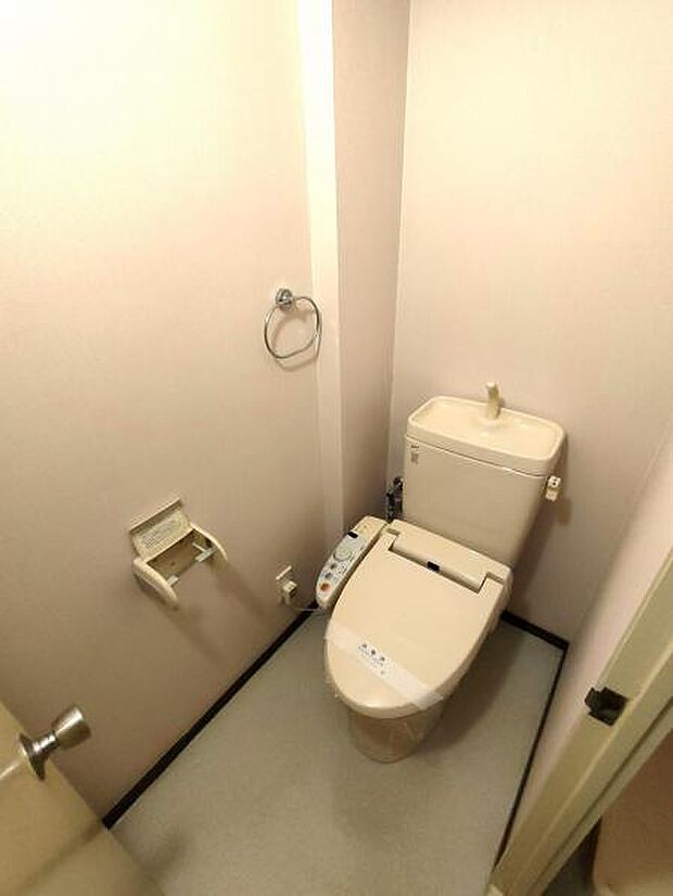 ハウスクリーニング済みのトイレです。