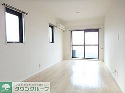 メゾン・ド・マニエール 404 4階ワンルームのリビング/ダイニング