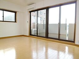 グランツ　モーデ 203 2階1LDKのリビング/ダイニング