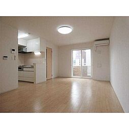 グレイスガーデン成城 102 1階1LDKのリビング/ダイニング