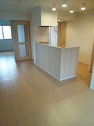 アルタイル II 1階1LDKのリビング/ダイニング