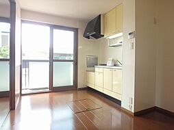 ルーミナス Ａ 1階2DKのリビング/ダイニング