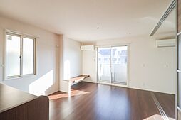 ロイヤルヒル I 2階2LDKのリビング/ダイニング