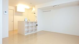 ヘルシーホーム the 3rd 1階2LDKのリビング/ダイニング