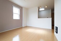 ソレイユ横島 A 1階1LDKのリビング/ダイニング