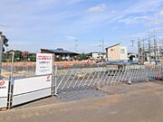 小山駅より徒歩29分 1階 新築の賃貸物件