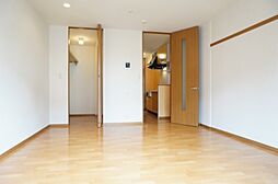 グランサイレンス A棟 2階1Kのリビング/ダイニング